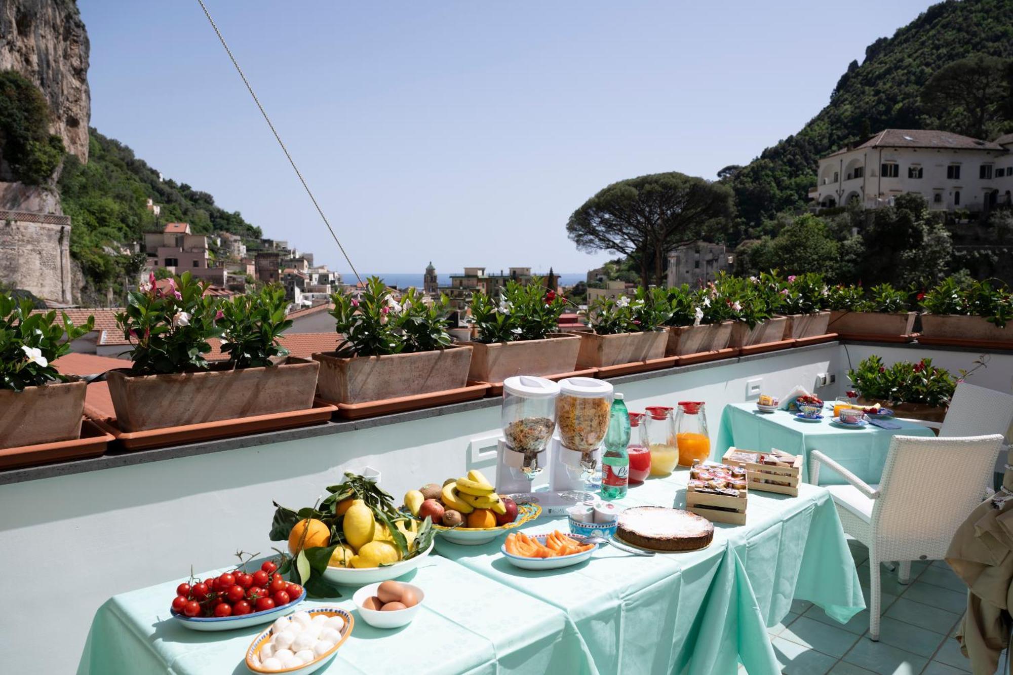 Valle D'Amalfi Suites Exteriör bild
