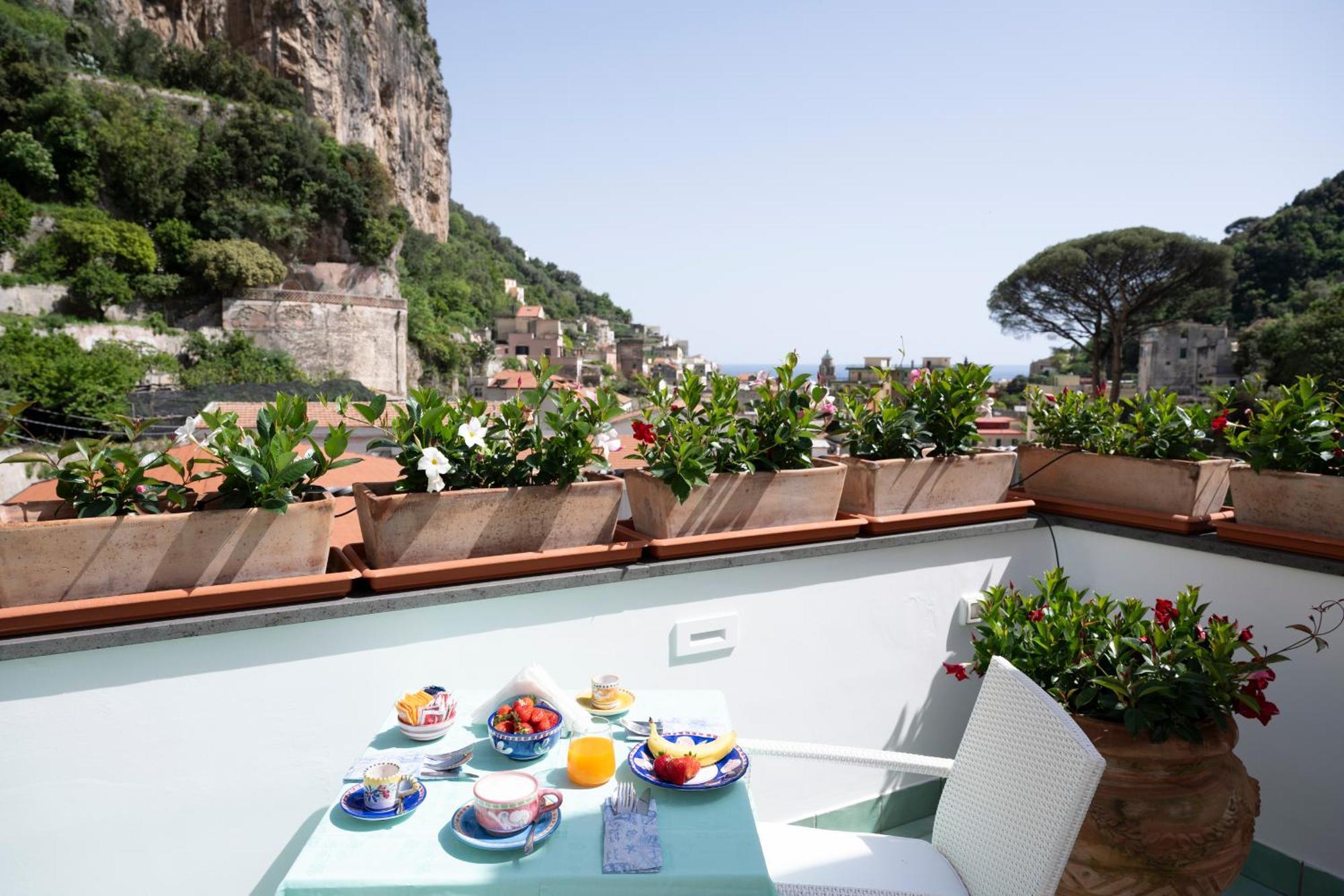 Valle D'Amalfi Suites Exteriör bild